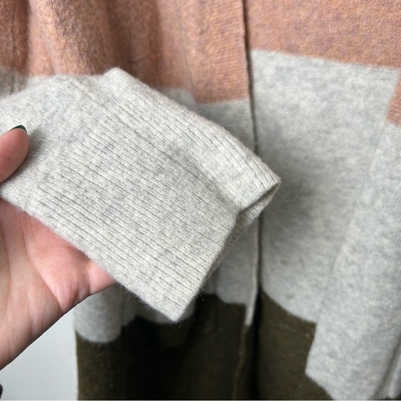 Madewell Colorblock Kent Cardigan - Picture 3 of 7